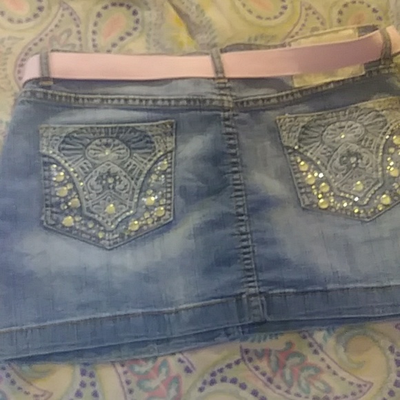 Silver kiss jean mini skirt w/belt - Picture 6 of 6